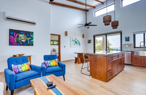 Surfside House | Permit To Play 3 - Caribbean Seafront Home 3 bedroom 3+ bath