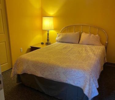 New Kensington Apartment | Pershing Heights 103