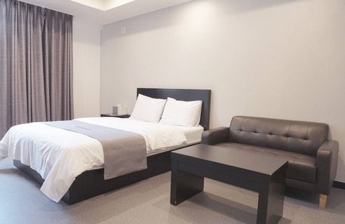 Jeongseon Hotel | Persimmon Tourist Hotel