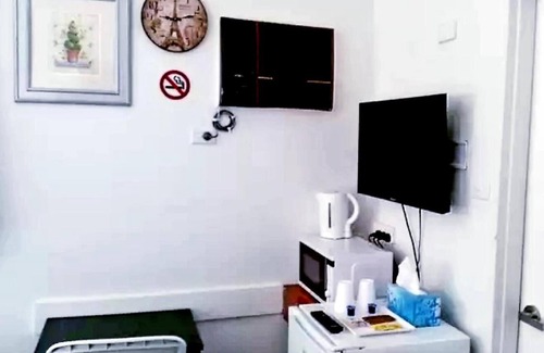 Thornlie Hotel | Perth City Motel