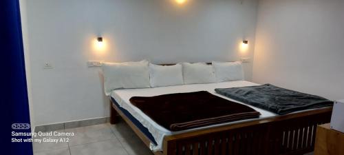 Munnar Bed & Breakfast | Perumaal Homestay