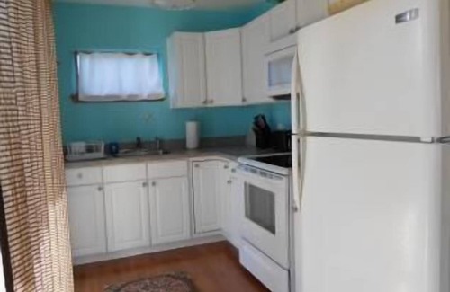 Dewey Beach House | Pet friendly 3rd house back from ocean.