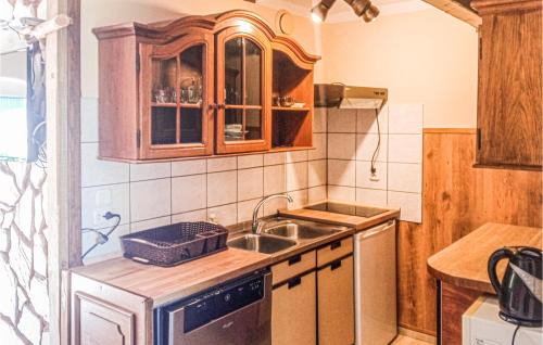 Objazda Apartment | Pet Friendly Apartment In Retowo 4