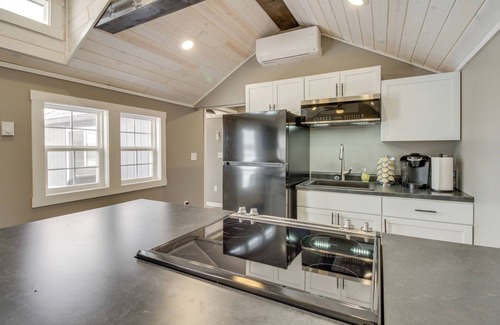 Dent Cabin | Pet-Friendly Cabin w/Lake Access & Patio in Dent
