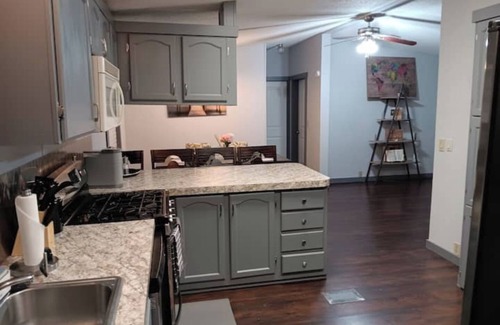 Northeast Reno House | Pet friendly & Charming 3-bedroom mobile home with WiFi, in fabulous Reno-Tahoe