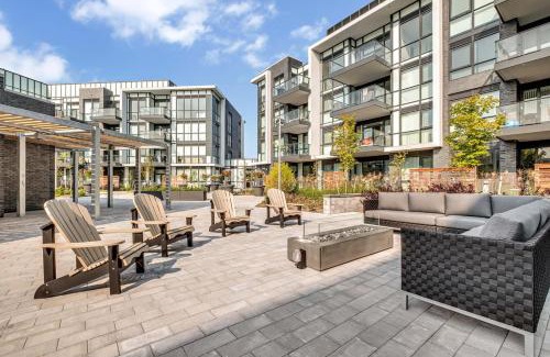 Innisfil Resort | PET FRIENDLY CONDOS at FRIDAY HARBOUR