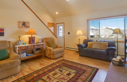 Summit Cove House | Pet Friendly Duplex with Lake and Mountain Views!