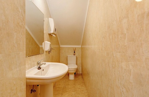 Mafra Villa | Pet-Friendly Finca "Quinta Serra e Mar" with Pool, Garden, A/C & Wi-Fi