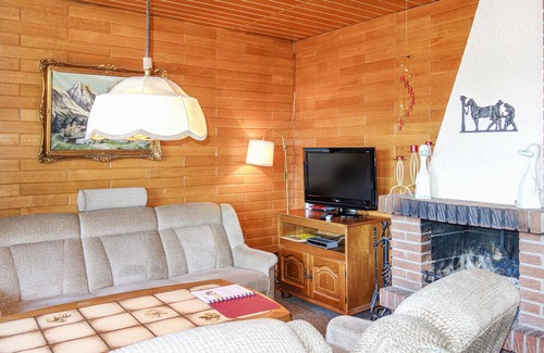 Hausen House | Pet friendly home in Oberaula-Hausen
