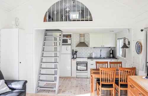 Stillingson House | Pet friendly home in Stillingsön