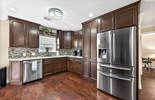 Garden Oaks House | Pet Friendly Home in Garden Oaks/Forest Oak area Lrg 4 Bedroom Home