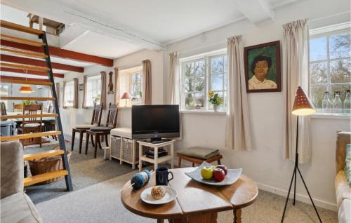 Helsned House | Pet Friendly Home In Humble With Wifi