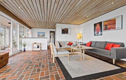 Fejrup House | Pet Friendly Home In Knebel With Sauna