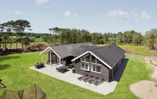 Bedegaard House | Pet Friendly Home In Nexø With Kitchen