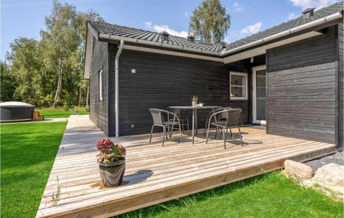 Rodby House | Pet Friendly Home In Rødby With Kitchen