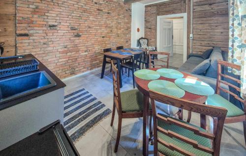 Szczecinek House | Pet Friendly Home In Spore