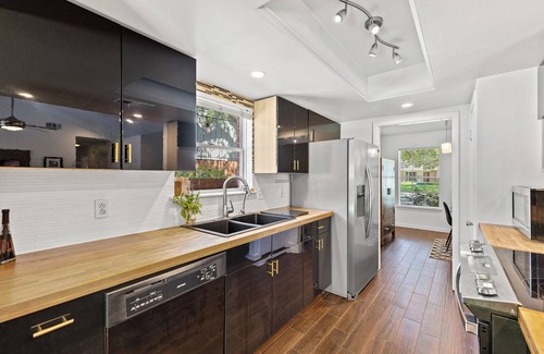 Woodlake - Briar Meadow House | Pet Friendly Home - Minutes to Galleria - Highland Village - Med Center