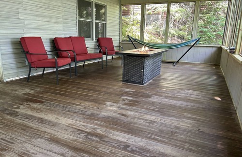 Arbor Vitae House | Pet Friendly I Waterfront I High Speed Internet I Great Fishing I ATV/Snowmobile
