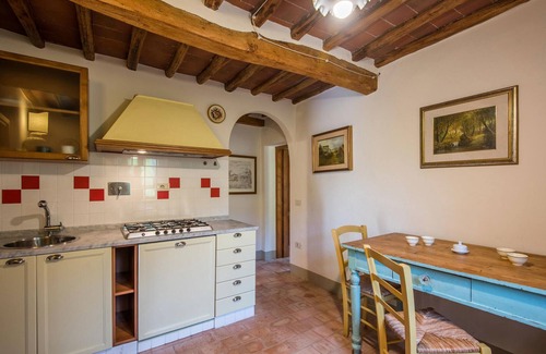 Gaiole in Chianti House | Pet friendly home in Gaiole in Chianti