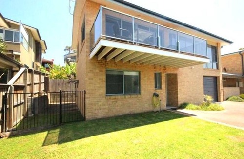 Black Head House | Pet Friendly, Magnificent Ocean Views, A minutes' Easy Stroll To The Beach