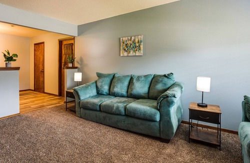 Midwest City House | Pet-Friendly Midwest City Home, 10 Mi to Dtwn OKC!