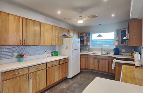 Painters Hill House | Pet-friendly Oceanfront Home w Cinnamon Beach Views