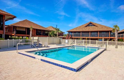 Sanibel House | Pet friendly paradise on Sanibel Island with private beach