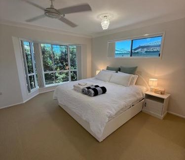 Bongaree House | Pet Friendly - Plunge Pool Canal Sunset View - Private Jetty