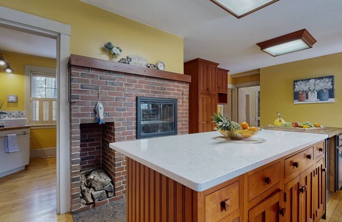 Southern Coast House | Pet Friendly | Pool | 7 NIGHT STAY DISCOUNT | Bayley Vacation Rentals