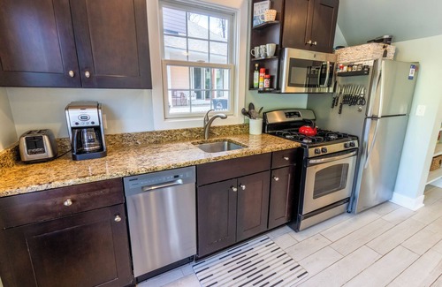 Michigan City Cottage | Pet Friendly Resort Charmer w/Golf Cart