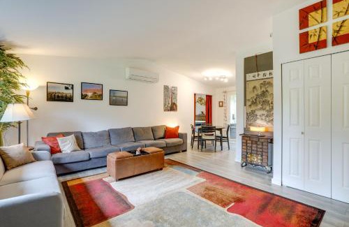 Inglewood House | Pet-Friendly Sammamish Home with Deck about 3 Mi to Lake