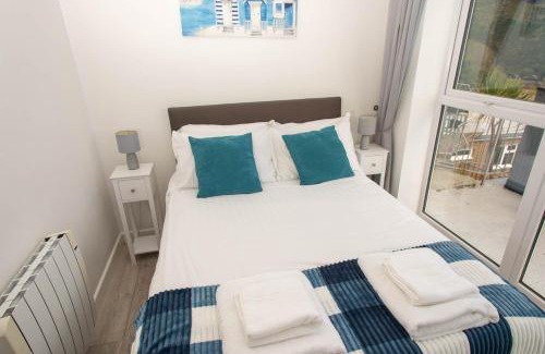 Millendreath Apartment | Pet Friendly Sea view Villa Millendreath Looe