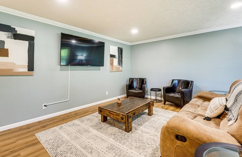 Shell Knob House | Pet-Friendly Shell Knob Retreat w/ Deck & Grill!