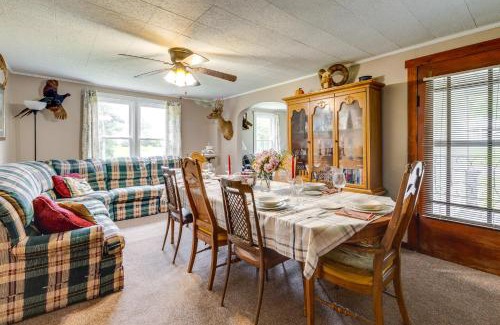 Smithmill House | Pet-Friendly Smithmill Retreat with Hunting On-Site!