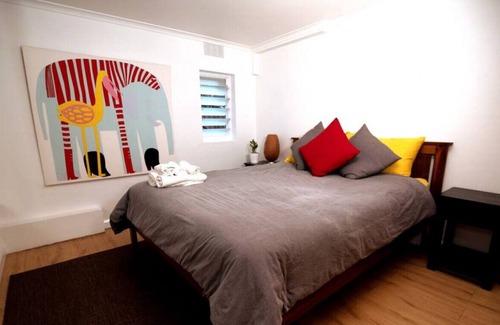 Freshwater Apartment | Pet Friendly Studio Apart w/t Patio Garden