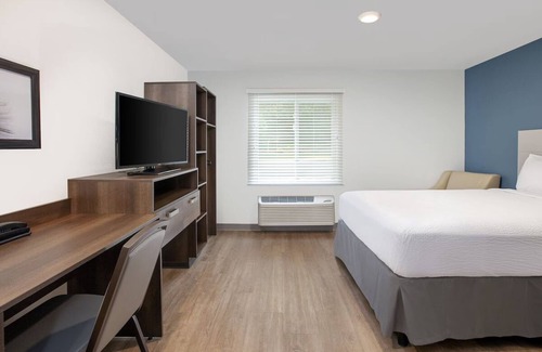 Greenbelt Hotel | Pet-Friendly Studio Close to NASA w/Easy Metro Access to Downtown DC - 2 Units