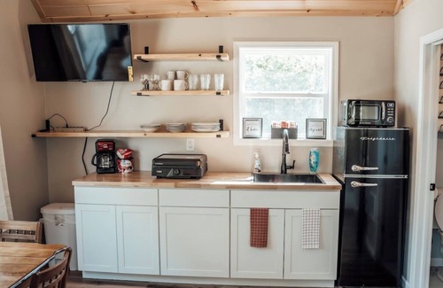 Pulaski Cottage | Pet Friendly Tiny House Near Salmon River!