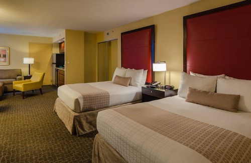 Dupont Circle Hotel | Pet-friendly Unit in the Heart of DC! Minutes from Smithsonian Museums and Zoo!