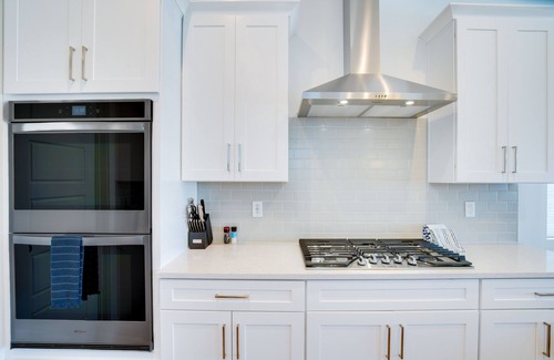 Heber House | Pet-Friendly Utah Abode - Fireplace, Patio & Grill