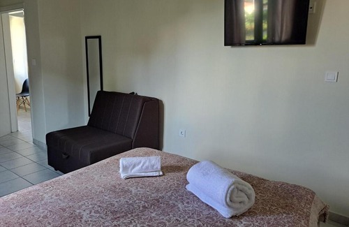 Petalidi Apartment | Petalidi view