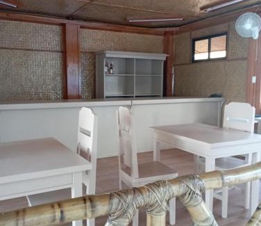 Aborlan House | PETER AND MARIA'S RESORT, casa junto al mar