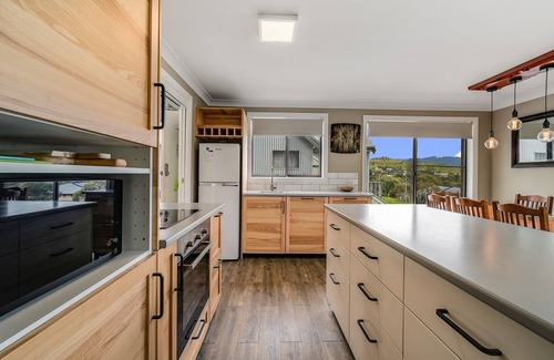 Jindabyne House | Petersdorf 2 - Modern 2BR Townhouse l WiFi l Mountain Views