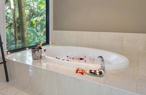 North Tamborine Bed & Breakfast | Pethers Rainforest Retreat