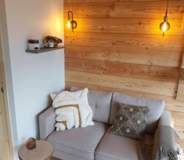 Forville Ski Chalet | Petit chalet neuf indépendant 2 pers "La cabane de Jean "