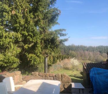 Hultehouse House | Petit coin de bonheur - 3 chambres & 1 poele à bois