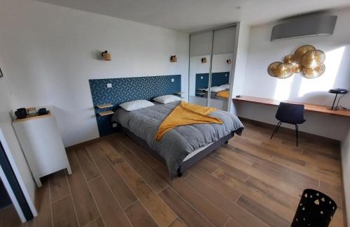 Montauban Bed & Breakfast | Petit coin de paradis, calme et confort garantie ! Chambre indépendante dans une dépendance !