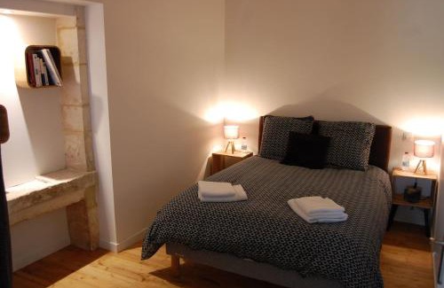 La Rochette House | PETIT GITE EN BRACONNE
