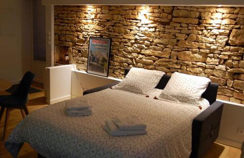 La Rochette House | PETIT GITE EN BRACONNE