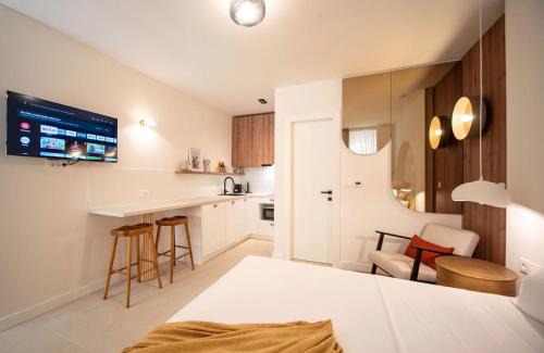 Split Apartment | Petite haven