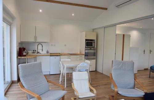 Pornic House | Petite Maison à 250m du Bord de Mer. Le Calme Assuré. Animaux Acceptés